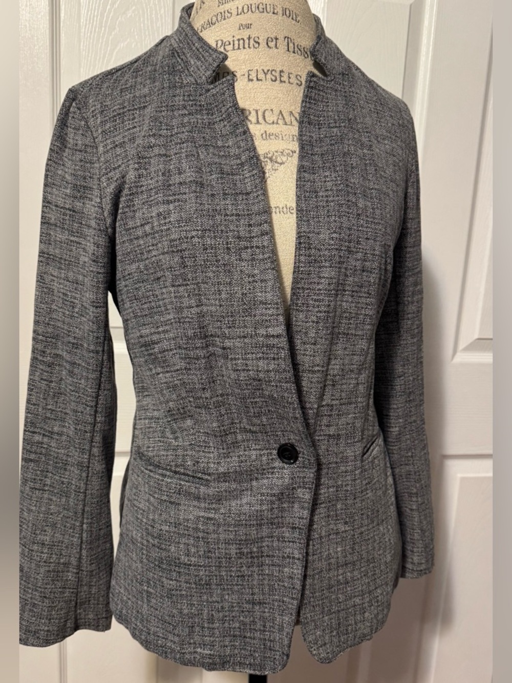 Banana Republic Heather Grey Black Textured Single-Button Blazer Jacket Medium